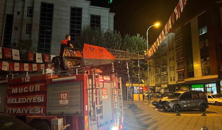 Kırşehir'de CHP'nin bayrak değişimi talebine itfaiyeden olumsuz yanıt