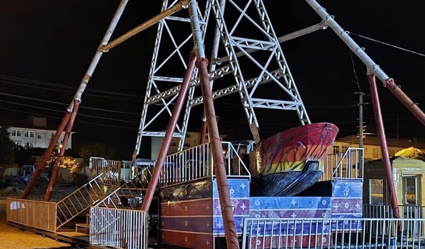 Kırşehir'de lunaparkta iş kazası: Gondoldan düşen işçi yaralandı