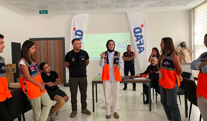 Kırşehir’de Destek AFAD Gönüllüleri 5 Günlük Eğitimi Tamamladı