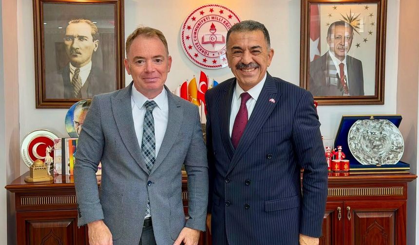 MHP İl Başkanı Deniz, İl Milli Eğitim Müdürü Gülşen’i Ziyaret Etti