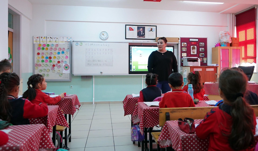 Sözleşmeli Öğretmenlere Yer Değiştirme İmkânı