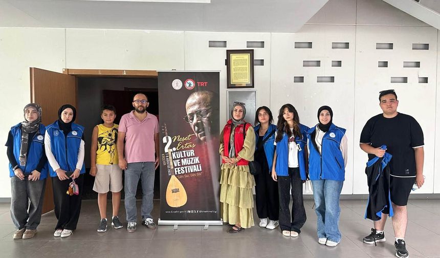 KIRŞEHİRLİ GENÇLER NEŞET ERTAŞ FESTİVALİ’NDE BULUŞTU