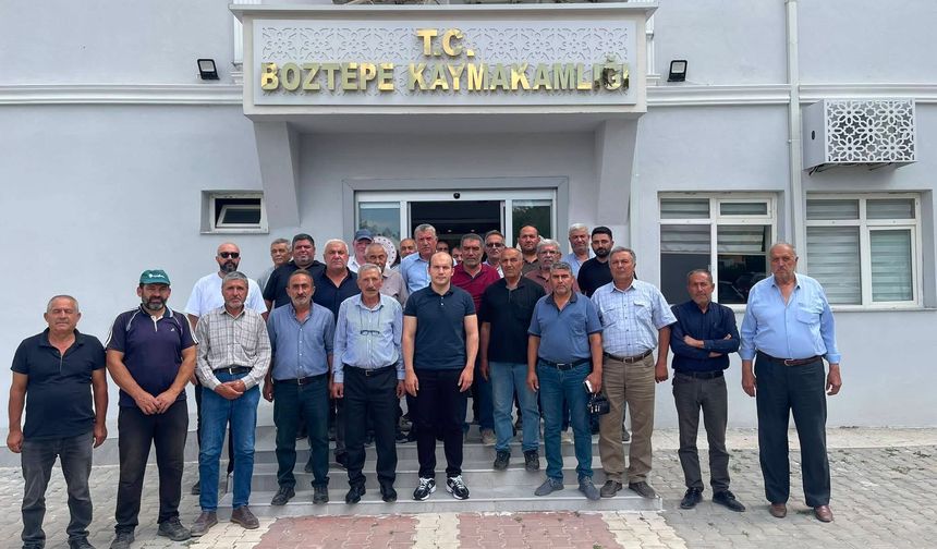 Boztepe’de Çiftçilerden Kaymakam Bayram’a Ziyaret