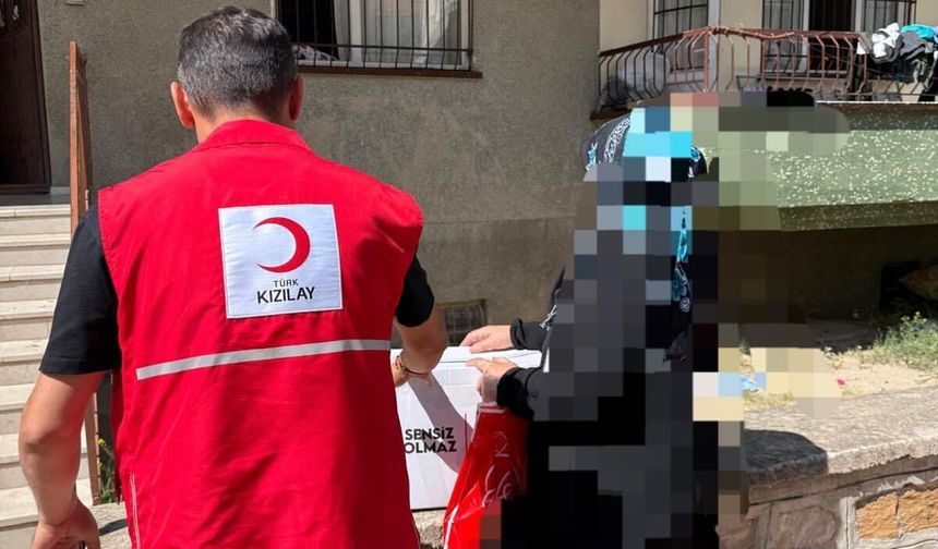 Kızılay Kapı Kapı Dolaşıyor
