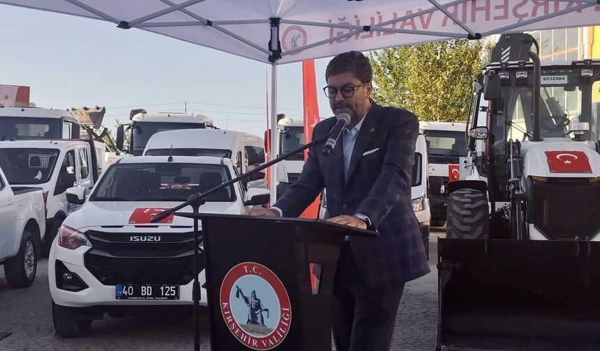 Necmettin Erkan: Kırşehir İl Özel İdaresi’nin araç filosu 173’e yükseldi