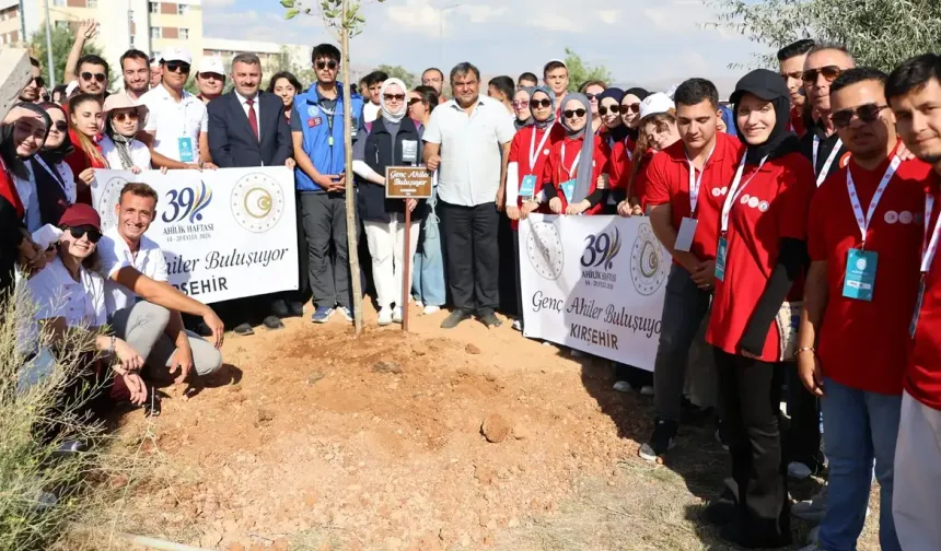 Genç Ahiler Geleceğe Kök Salıyor
