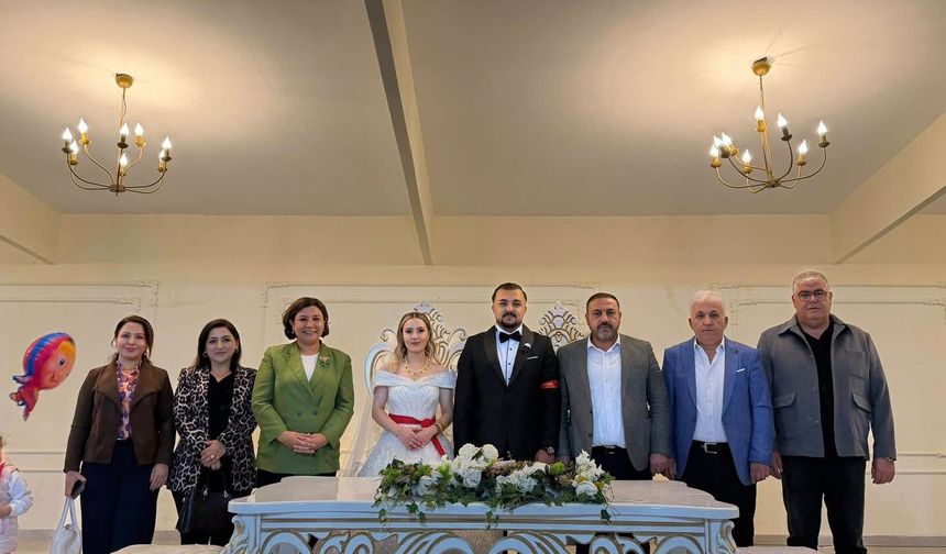 Seher Ünsal, İlhan Çiftinin Düğününe Katıldı