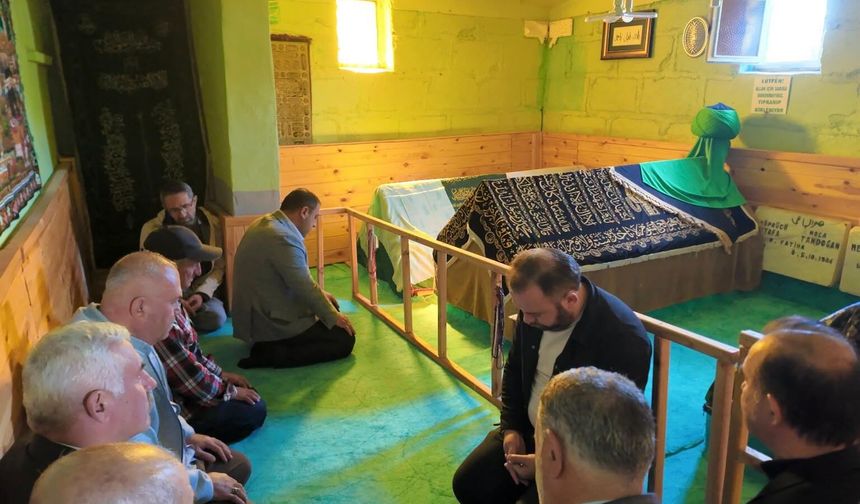 Başkan Hakanoğlu Tatbekirli Köyü'ndeki Anma Programına Katıldı