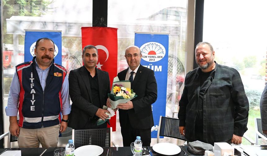 Başkan Ekicioğlu İtfaiye Personeliyle Kahvaltıda Buluştu