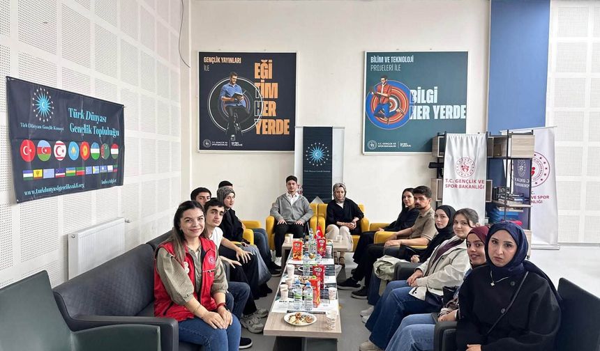 Kırşehir’de Türk Dünyası Gençleri Bir Araya Geldi