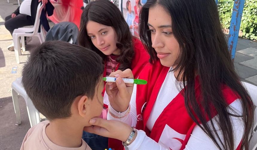 Kızılay Gönüllüleri Kaman’da Vatandaşlarla Buluştu