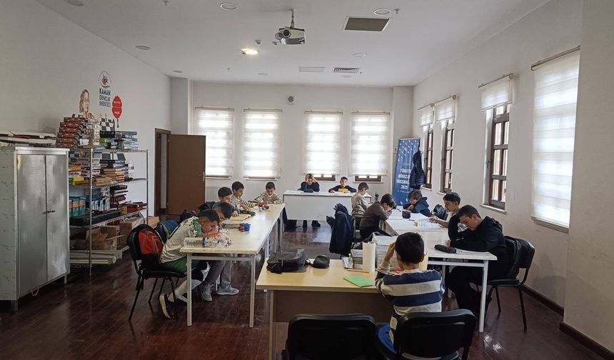 Kamanlı Çocuklar Hem Öğreniyor Hem Sosyalleşiyor