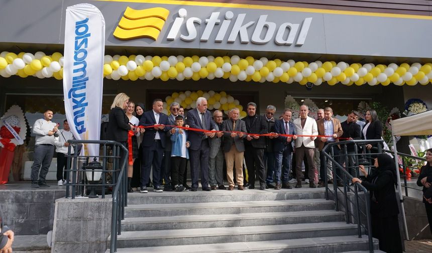 Kırşehir’in En Büyük Mobilya ve Beyaz Eşya Mağazası Açıldı