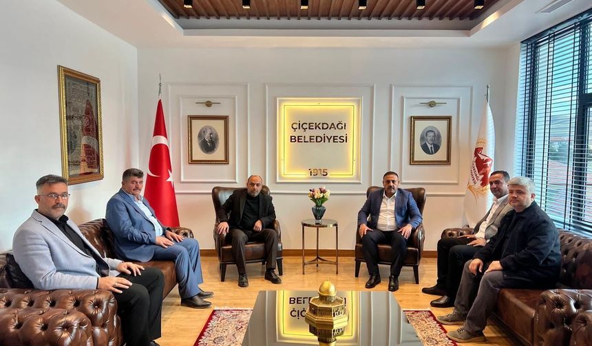 Anahtar Parti’den Başkan Hakanoğlu’na Ziyaret