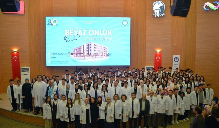 KAEÜ’de Geleceğin Hekimleri Beyaz Önlüklerini Giydi