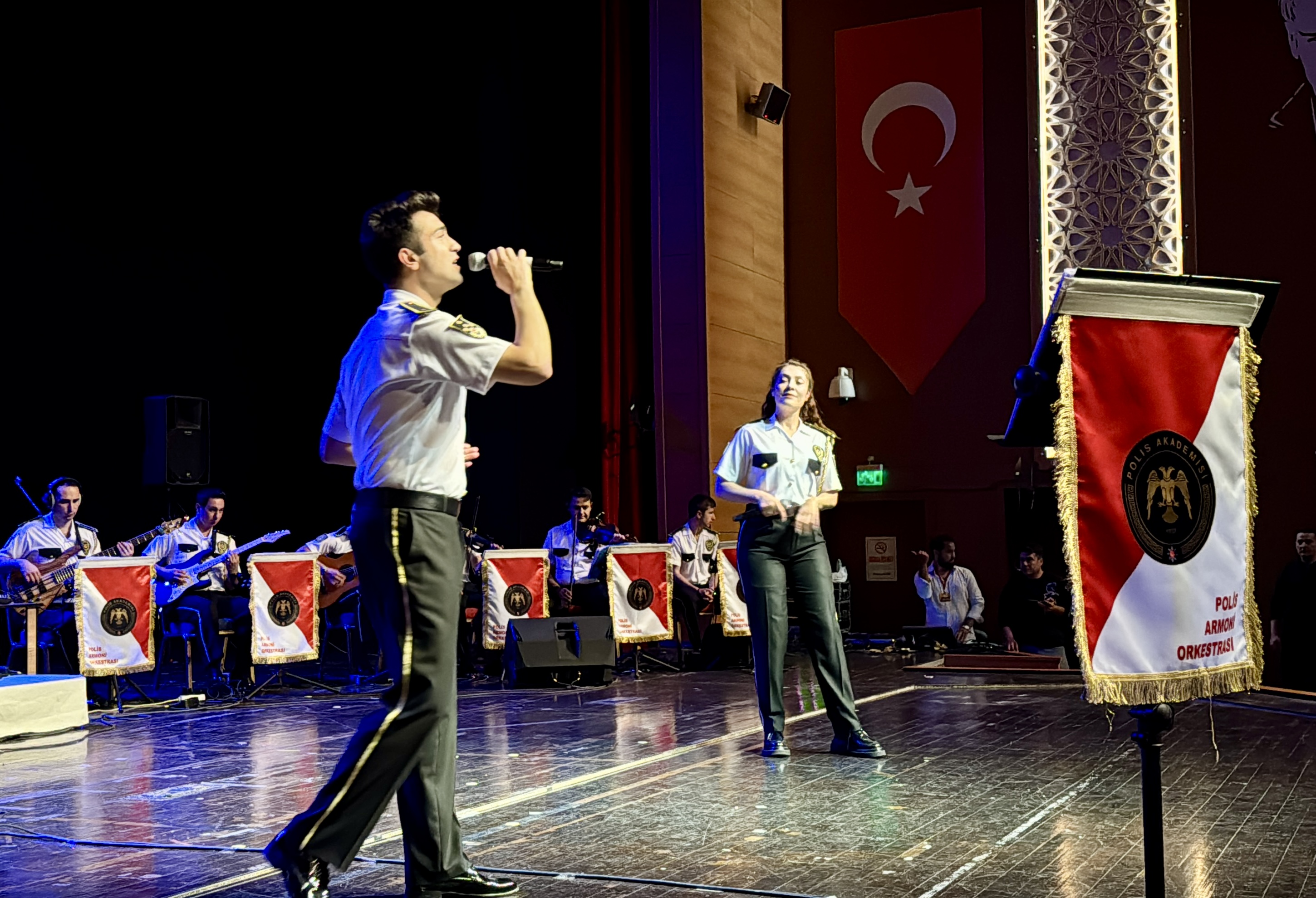Polis4