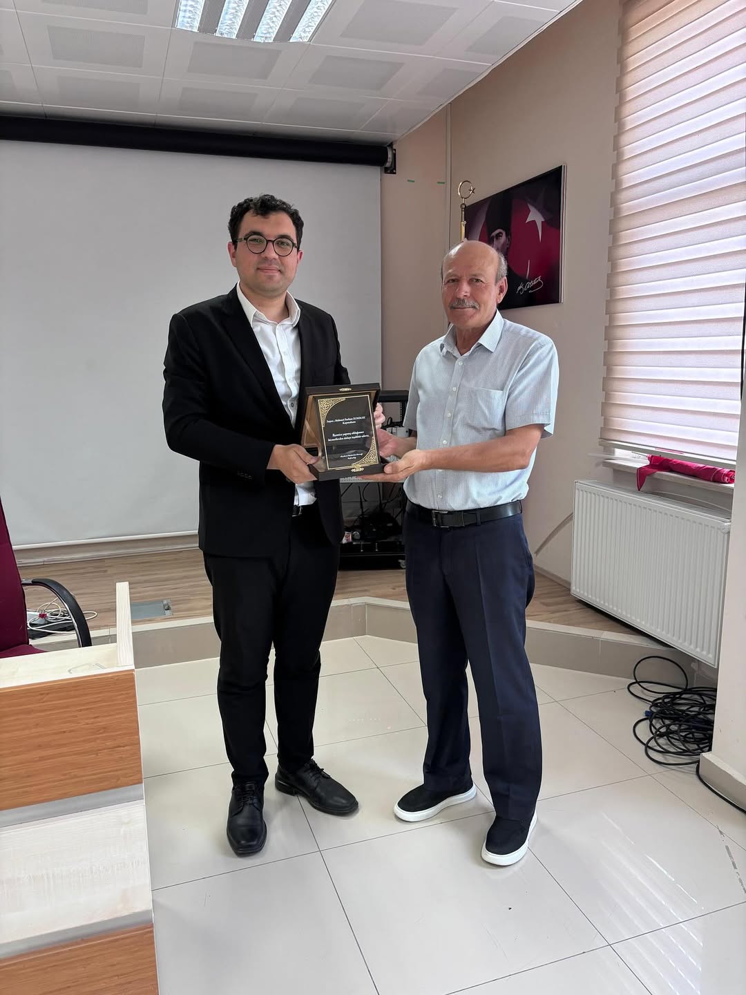 Kaymakamımız Sayın Mehmet Furkan Summak, Ilçemizdeki Görev Süresinin Sona Ermesi Dolayısıyla Kam (2)
