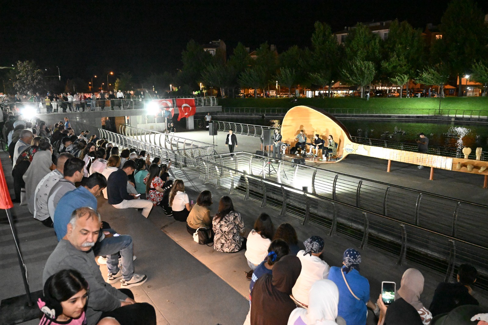 Thumbnail Konser4
