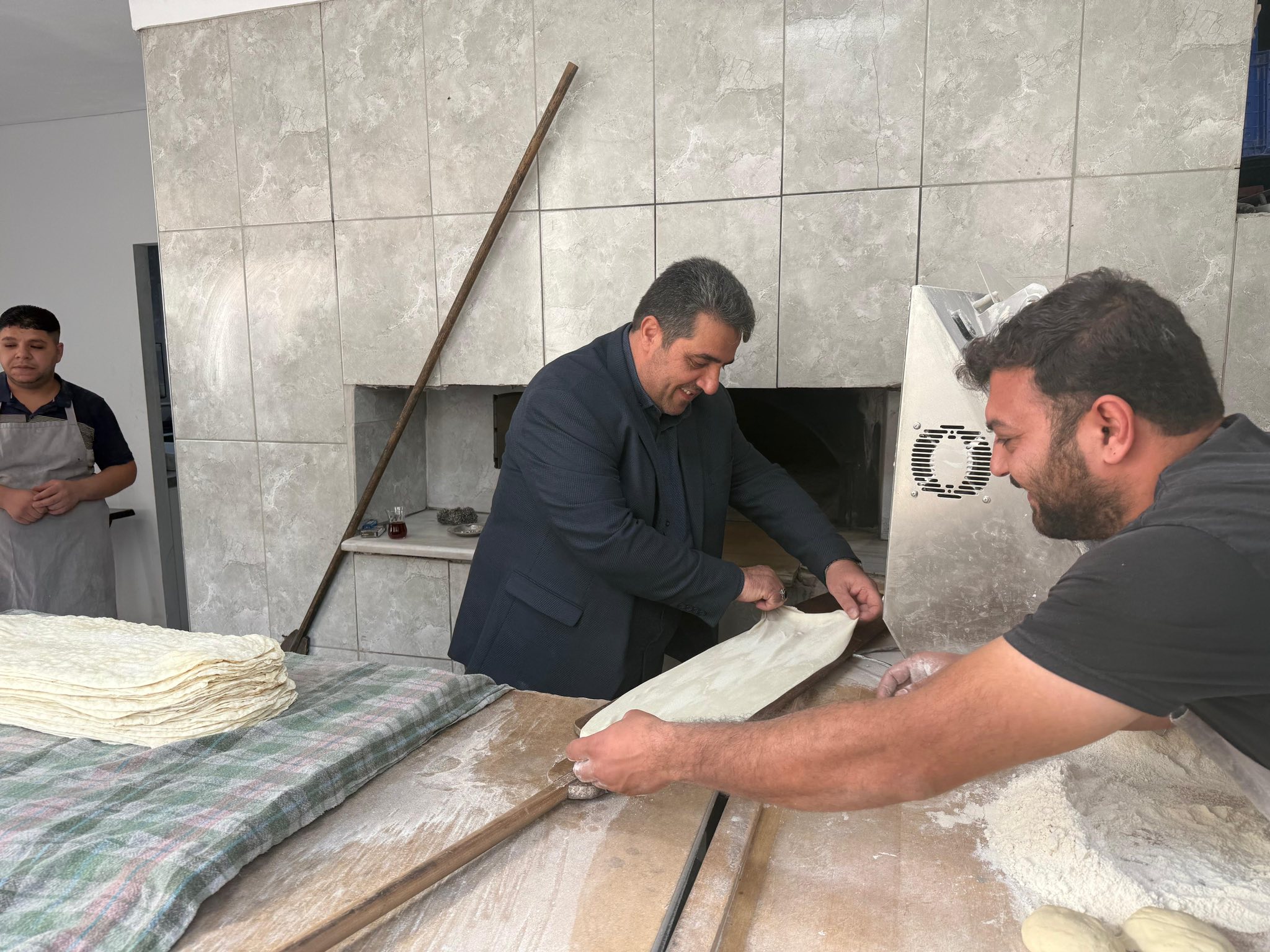 565235313 3988563361363043 3337326153037142776 N