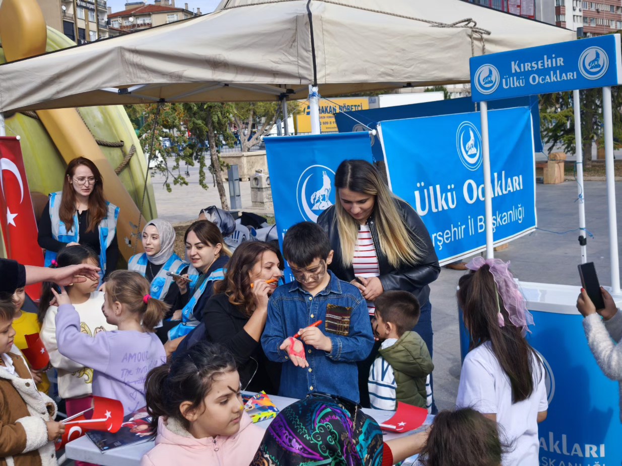 572827914 2704701453216323 2015619081767531194 N