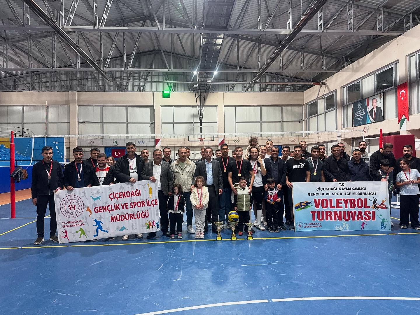 573256494 18331189144238622 1636309033557656758 N-1