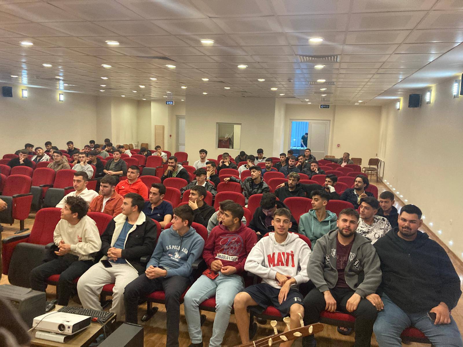 574332310 790271903834955 1675405839069821335 N