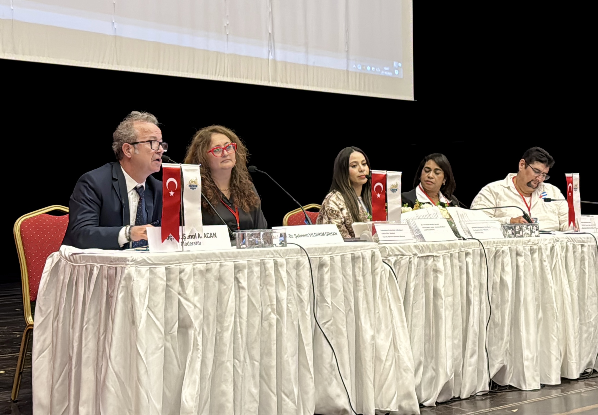 A A 20251027 39534070 39534067 K I R S E H I R D E U N E S C O U L U S L A R A R A S I G E N C M U Z I S Y E N L E R C A L I S T A Y I B A S L A D I