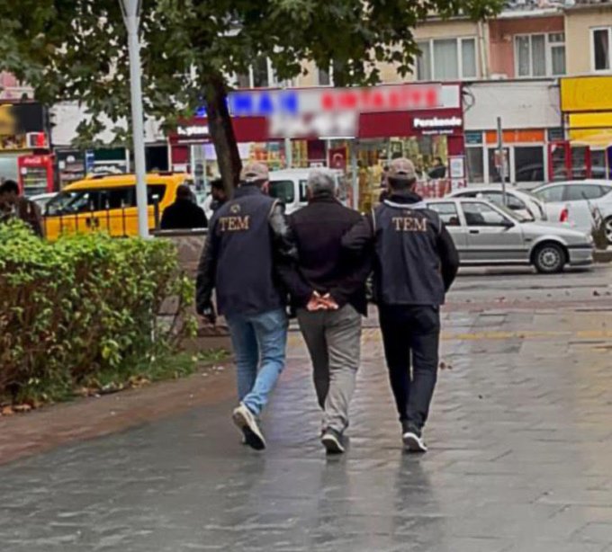 G381K Rq W4 A A 83 N