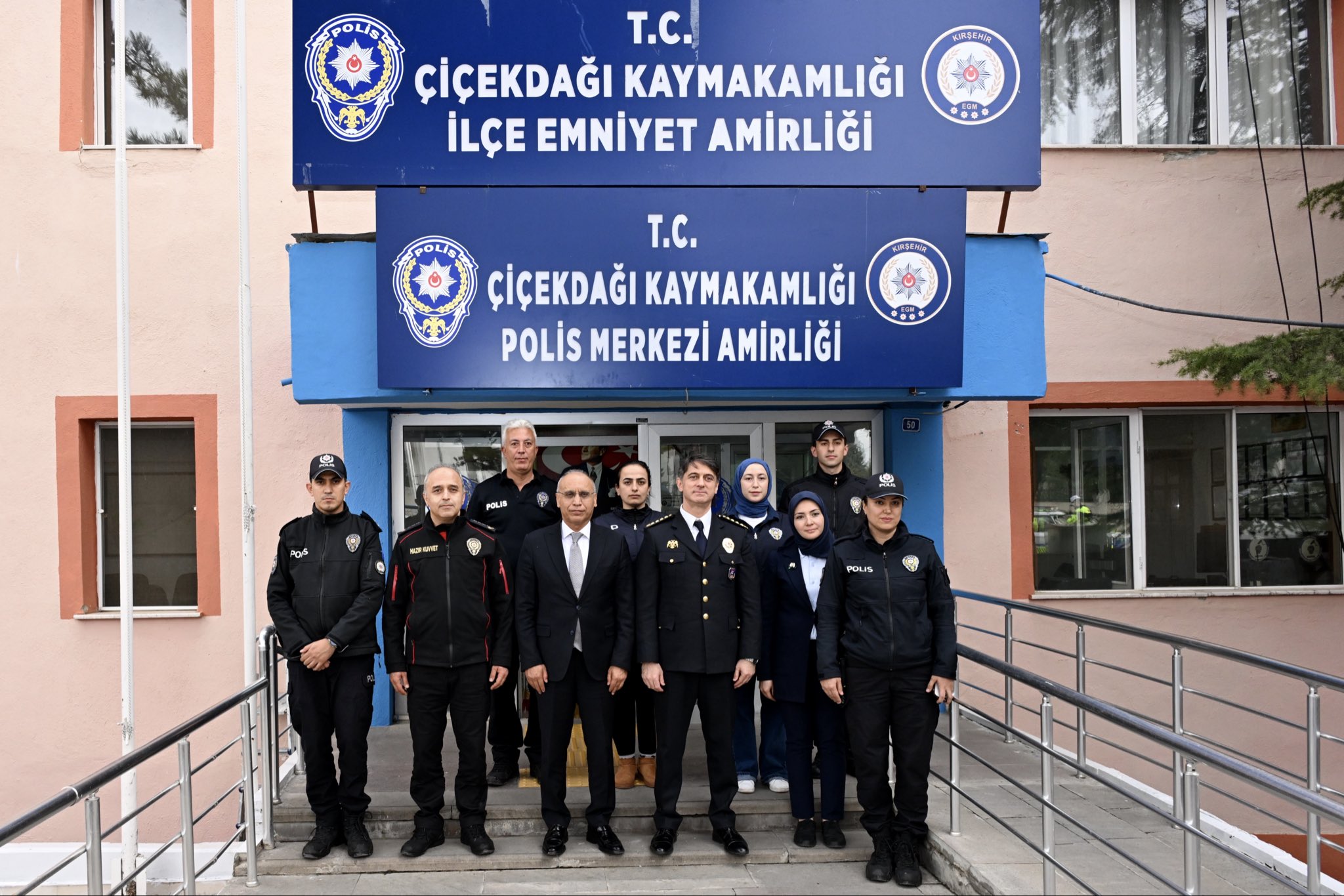 G4 Ca9Vm W Y A Av Sbr