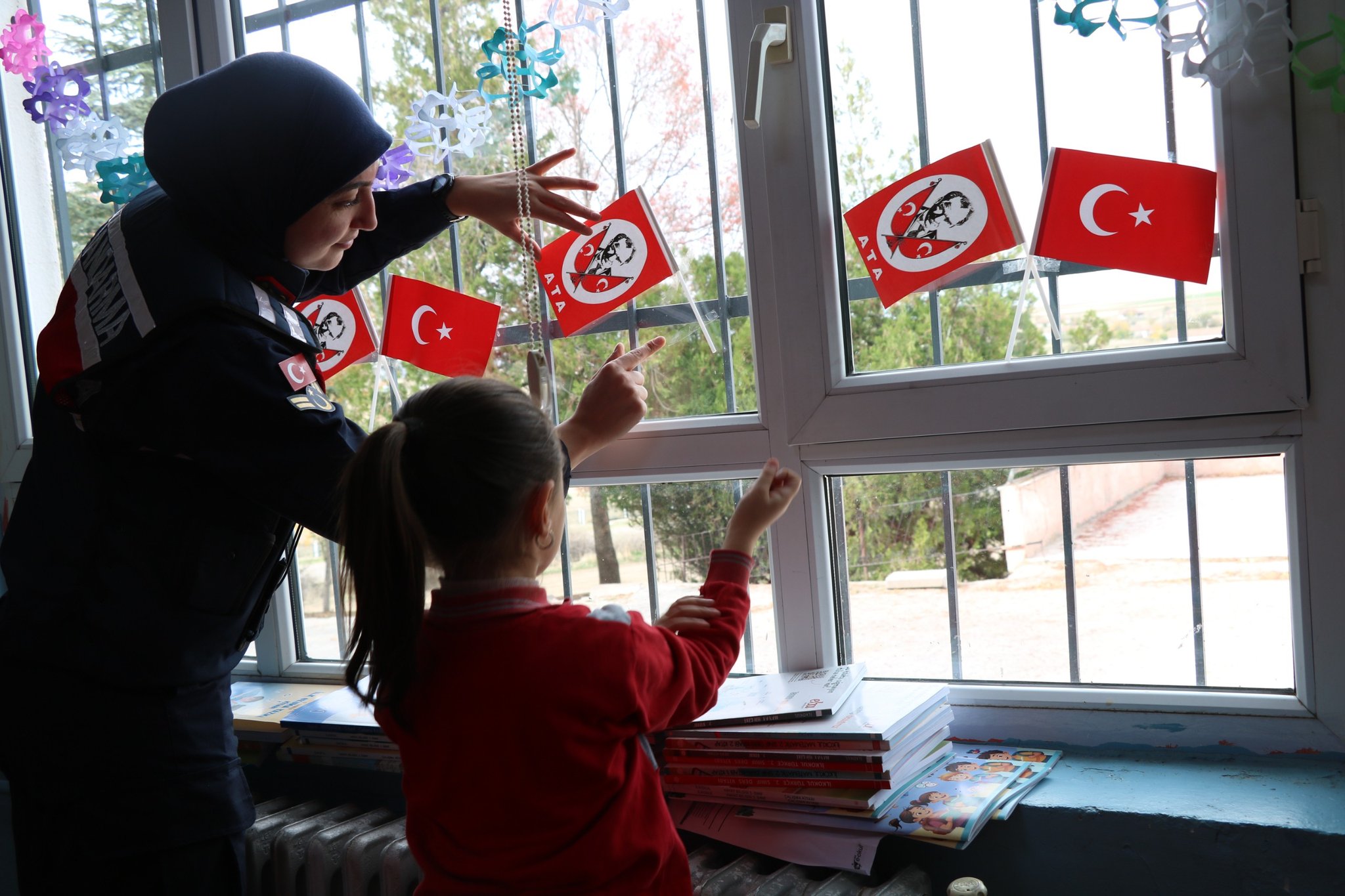 G4 Xe6 N O W U A Awzmr