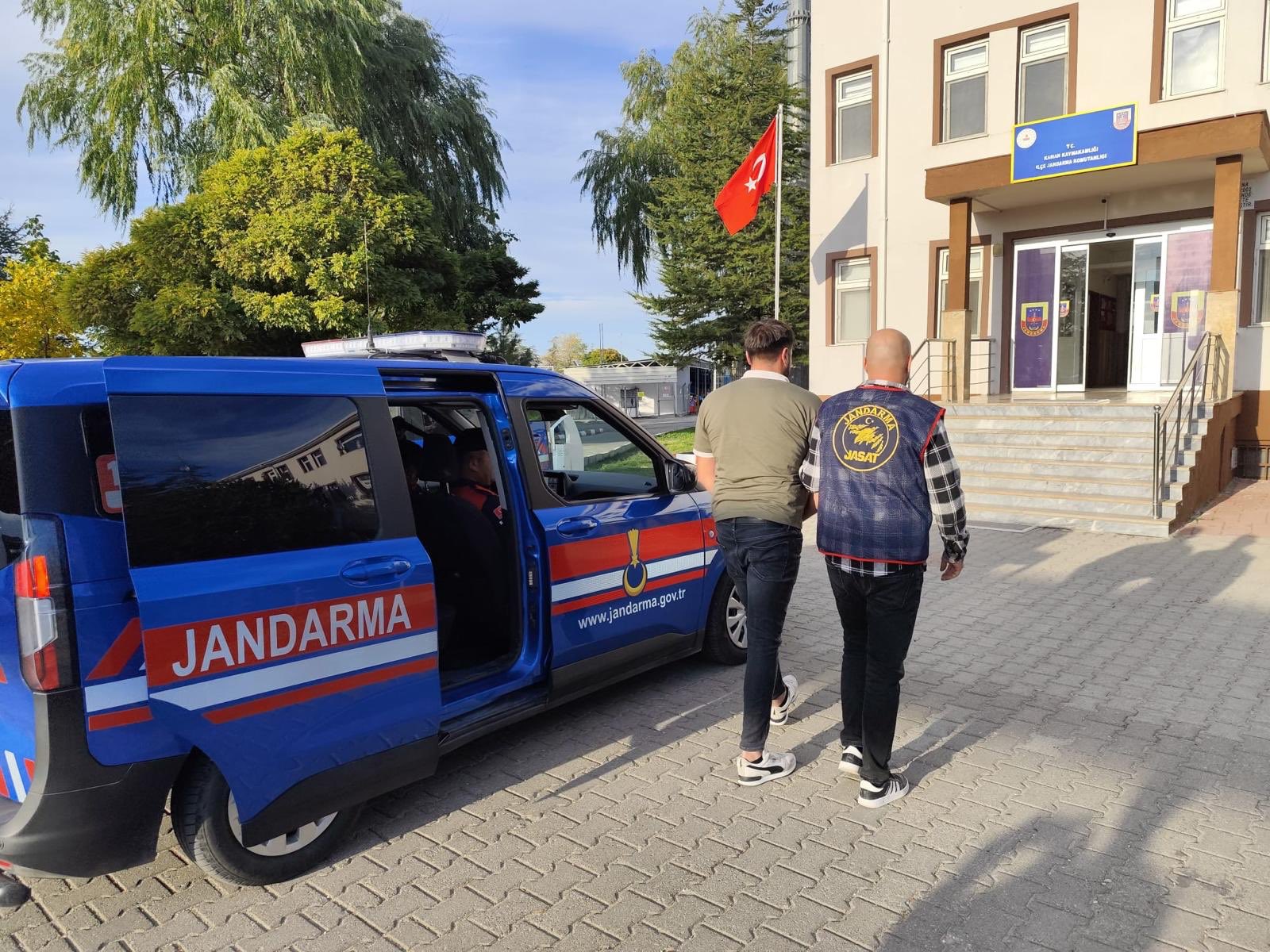 G4Ht S N8 W U A A Rmc Q