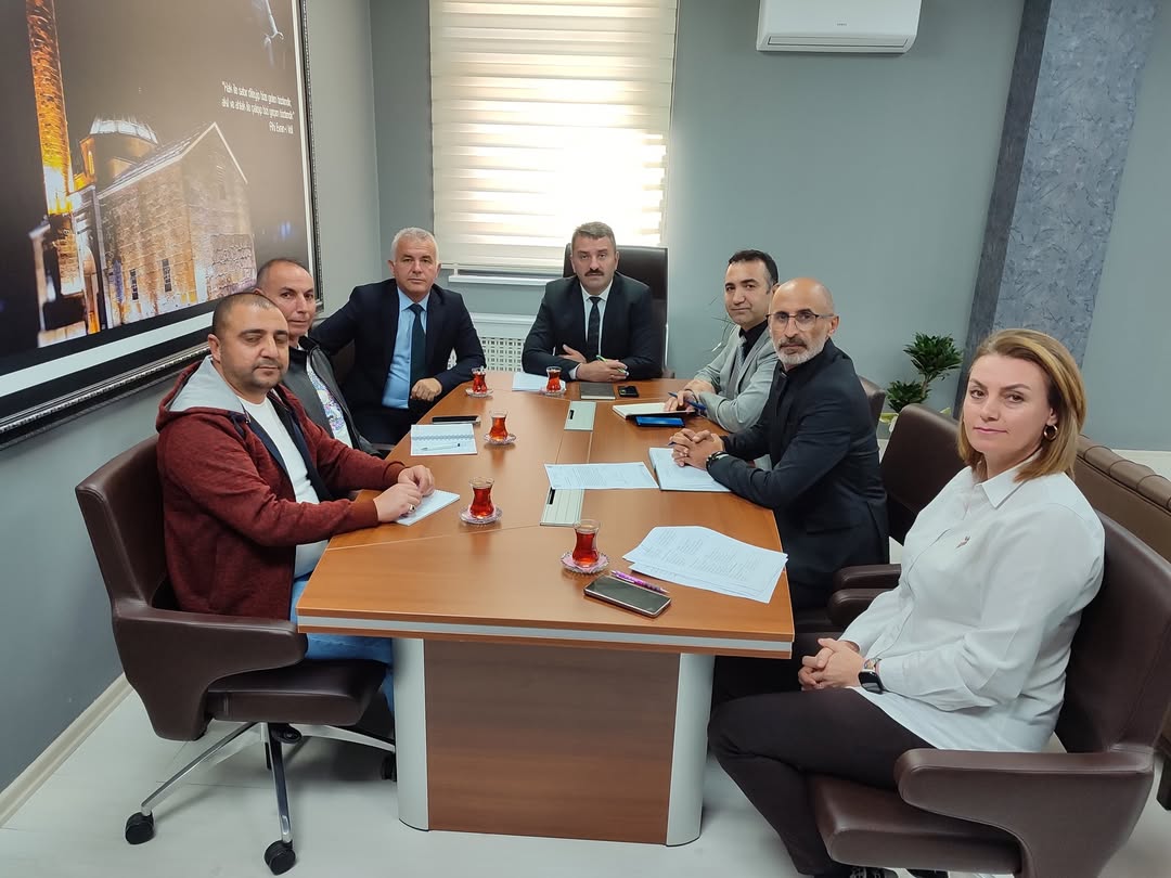 Gençlik Ve Spor İl Müdürümüz Sn. Yasin Çakmakçı Başkanlığında Ar Ge Birimi Değerlendirme Ve Plan