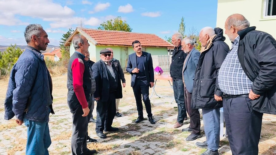 Kaymakamımız Sayın Yasin Erman, İlçe Özel İdare Müdürü Şahin Tokmak Ve İlçe Köylere Hizmet Götür (4)