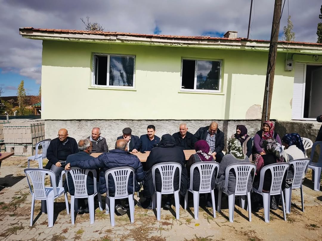 Kaymakamımız Sayın Yasin Erman, İlçe Özel İdare Müdürü Şahin Tokmak Ve İlçe Köylere Hizmet Götür (5)