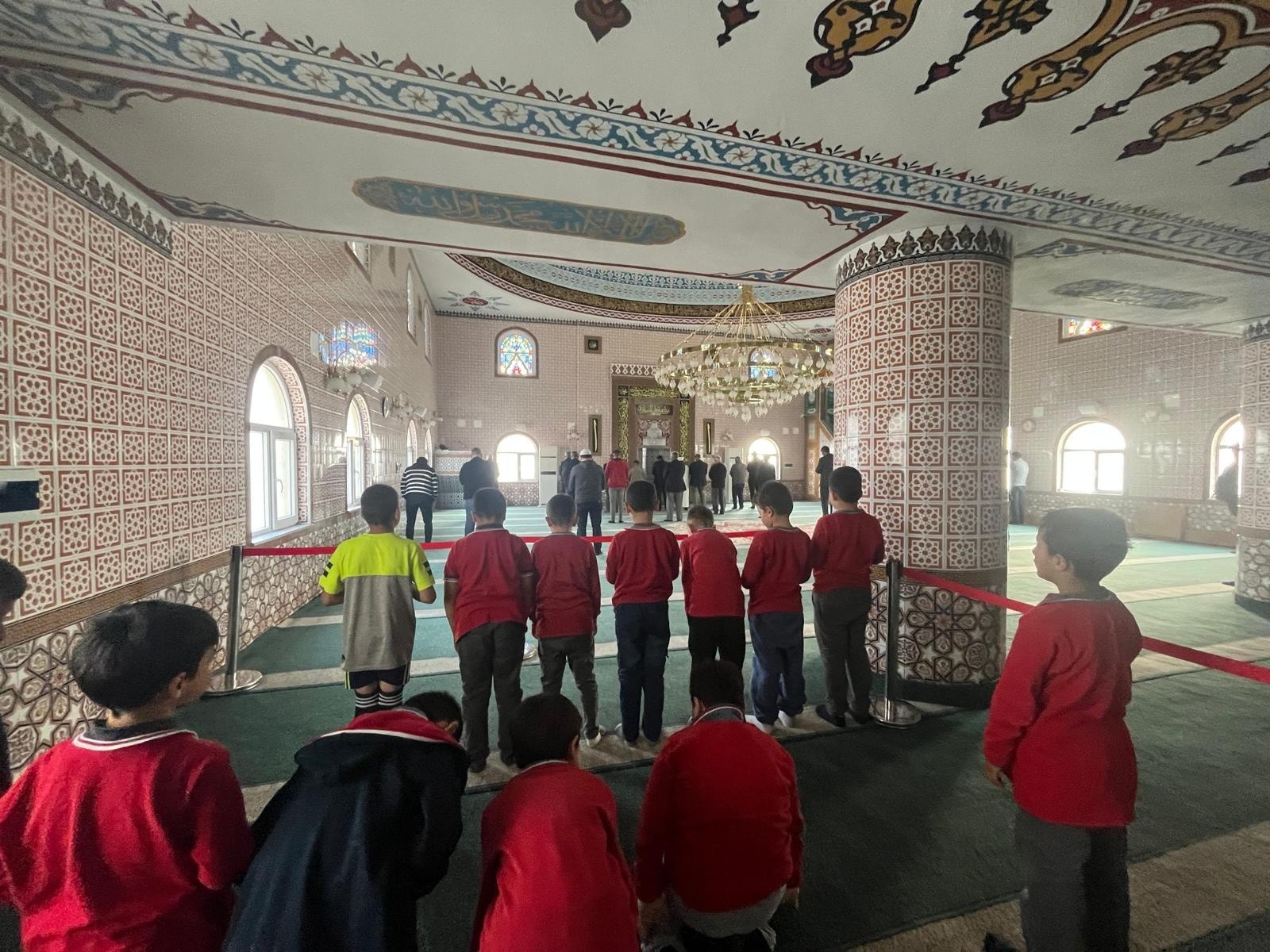 577051631 1456582976469653 4951602348334157219 N