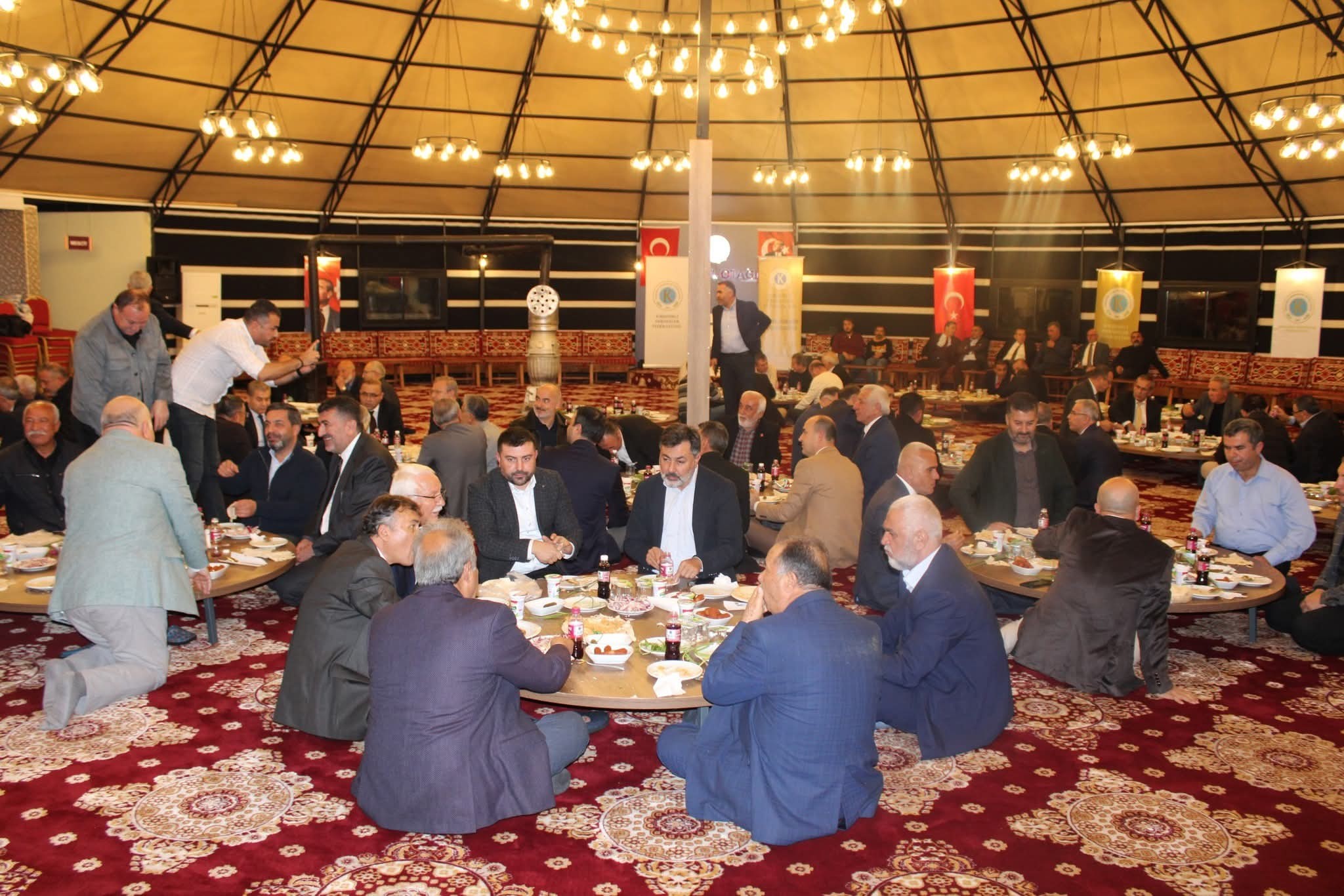 577586849 1641573570537773 2640331334819096775 N