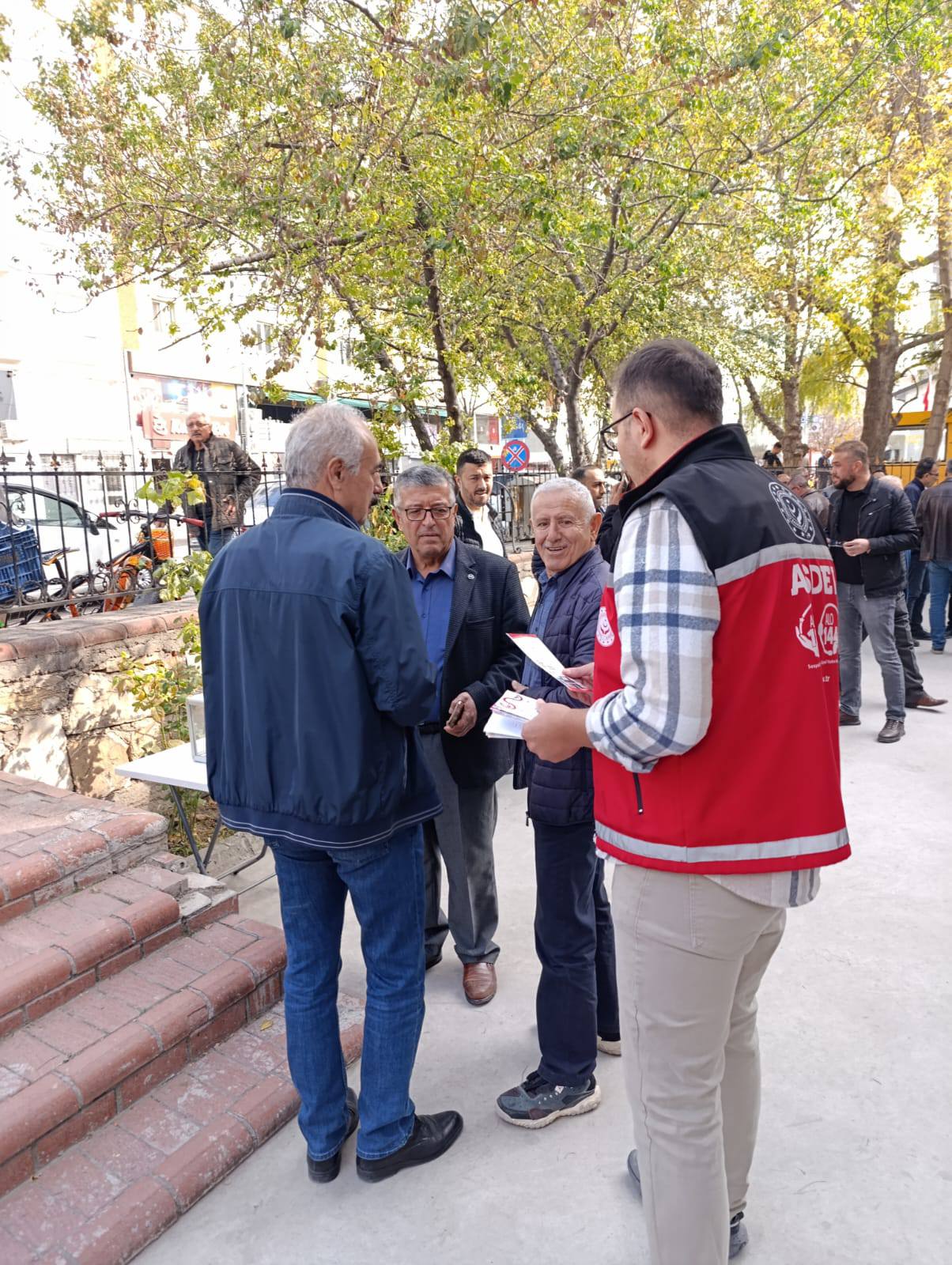 577753288 848339214373167 8841384297970180729 N