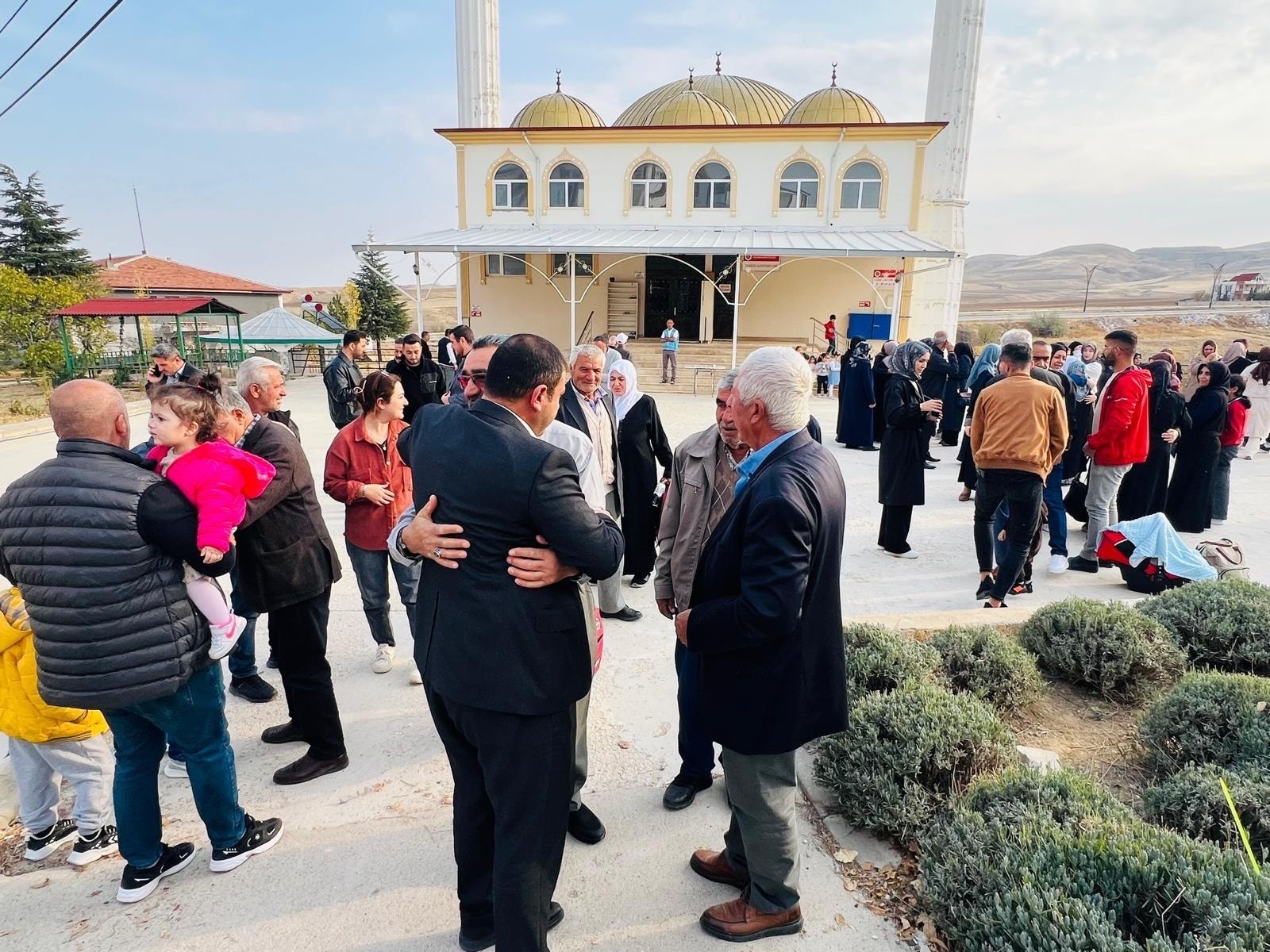 577799304 1456583153136302 3575858872191430251 N