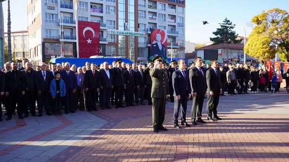 581563048 4157424754496324 7297100678111977065 N