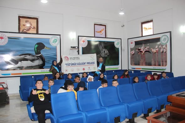 581748796 1147341600843061 1968584652519806253 N