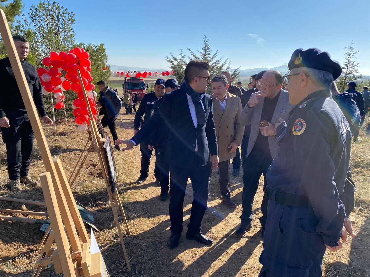 582334033 17886088536392914 6088424113964519405 N