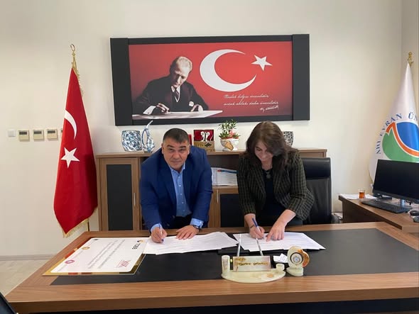 583725066 18060689447552556 5294772303659688516 N