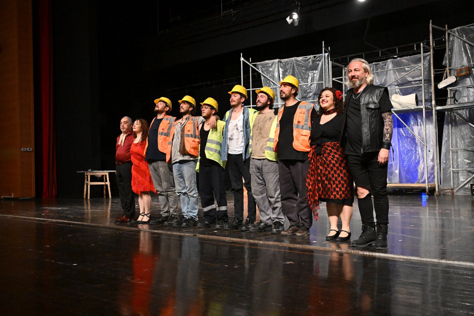 584285371 1180198974293518 8729336334827144337 N