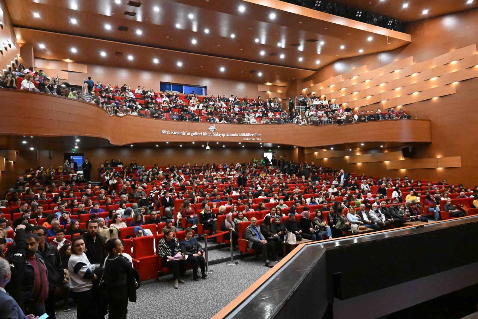 585346197 1548521052849831 8826625958970901649 N