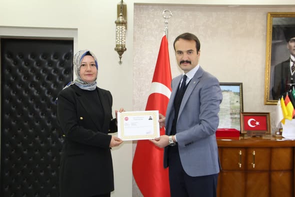 586591976 2322742734866029 7715659008990669959 N