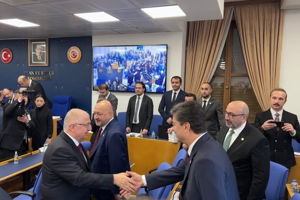 587277986 18305615044255336 5974176129903316127 N