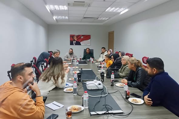 587777904 18298233091280266 8540729843403457511 N