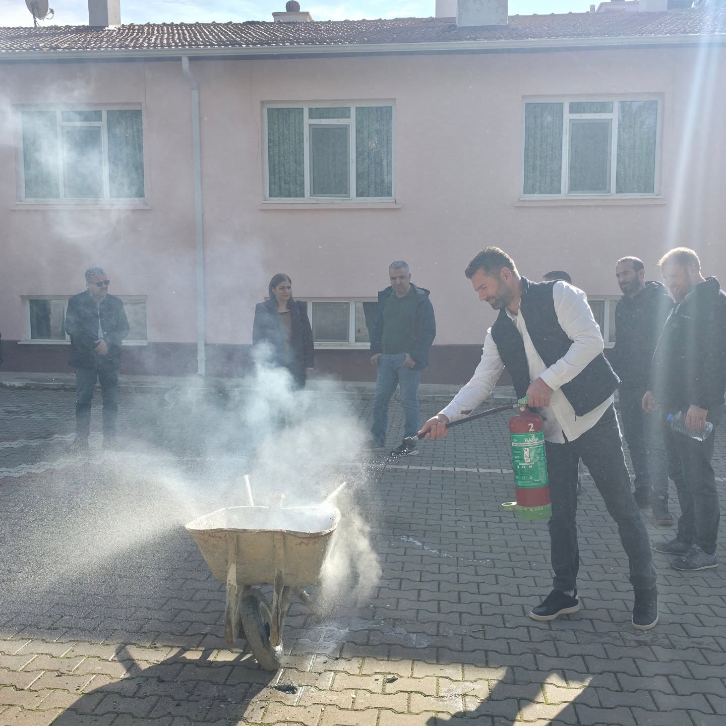 588193436 17932751568108542 5684827797031030316 N