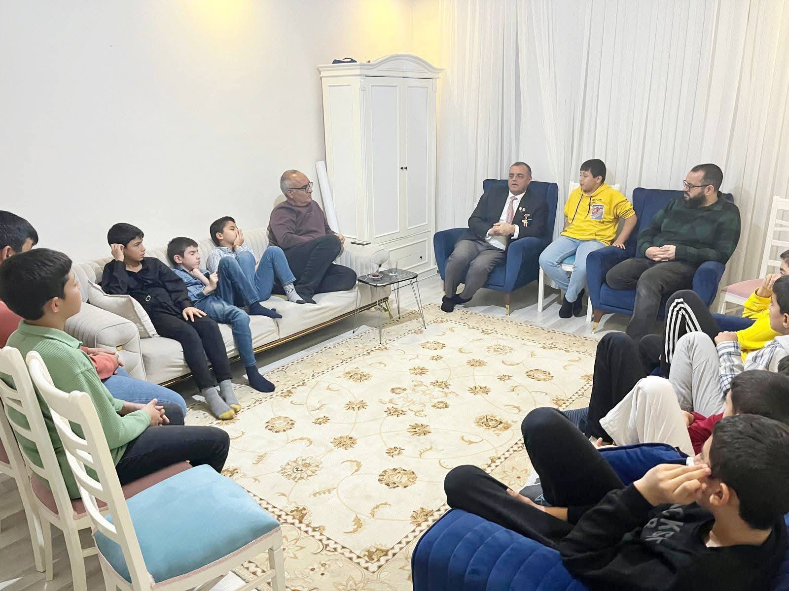 589608734 2188461628650311 2291510442549047833 N