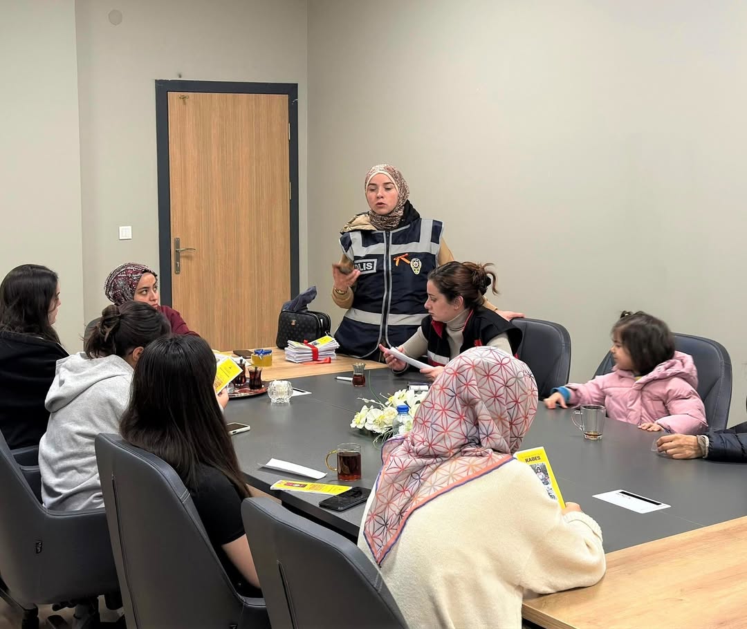 📍Tobb Yurdui̇l Emniyet Müdürlüğü Personelleri Tarafından Öğrencilerimize Yönelik Kades Programı (1)